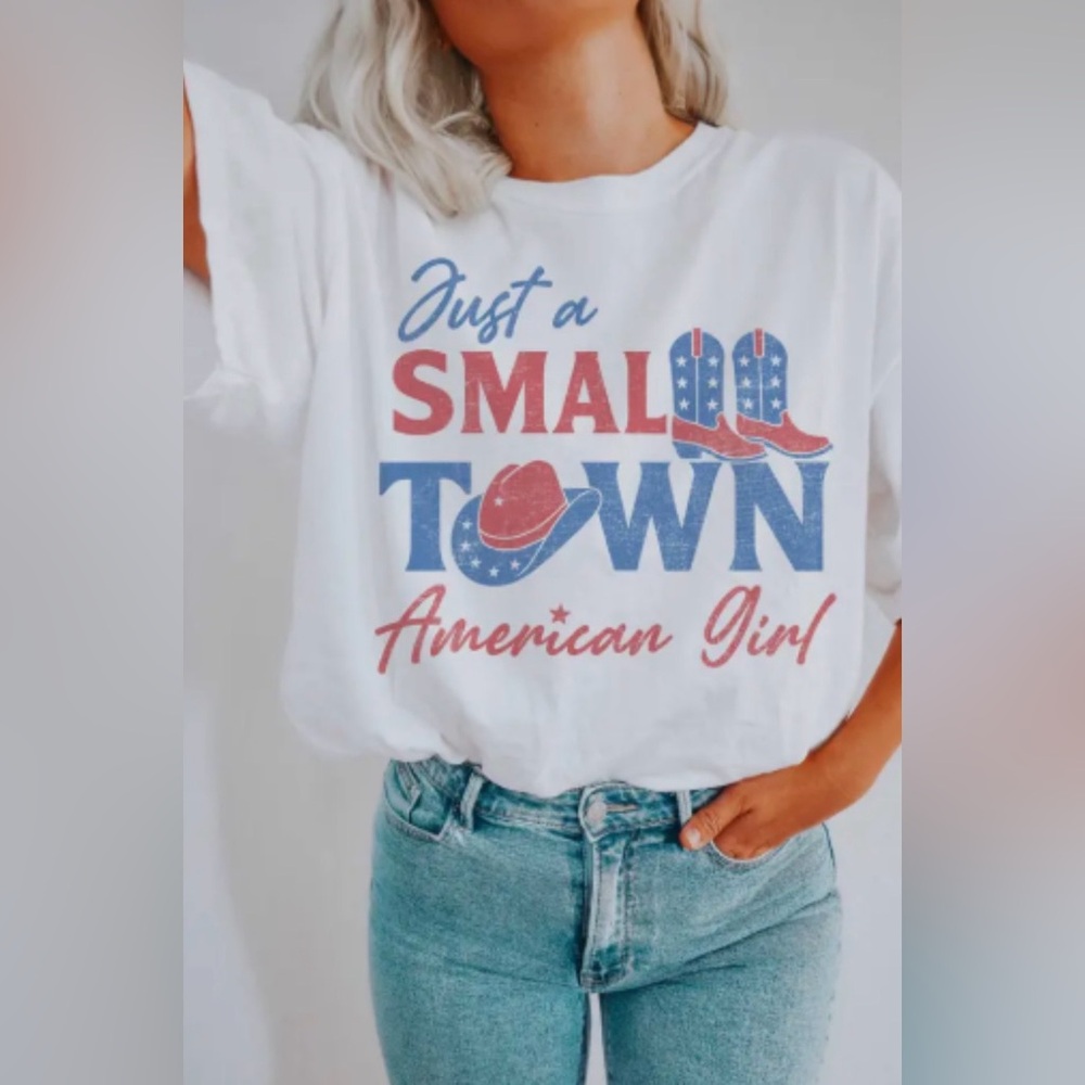 SUPER MRKT. “Just a Small Town American Girl” Oversized Tee in Small/Medium